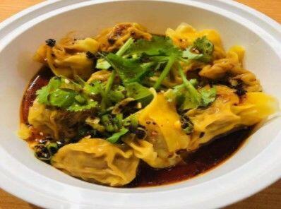 Wonton Mixed Hot Oil (8pcs)